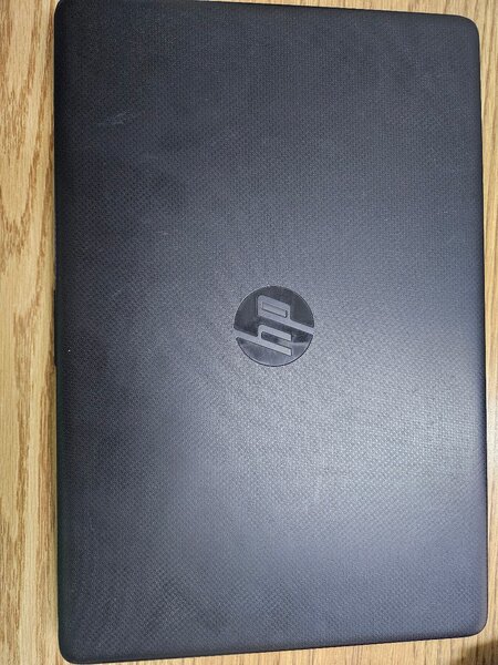 HP laptop 15s