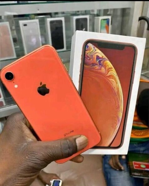 iPhone XR Rouge