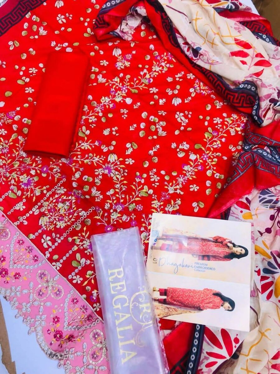 Ladies suit