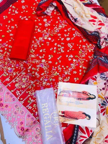 Ladies suit