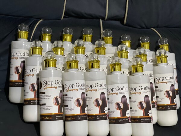 Shampoing perruque cheveux