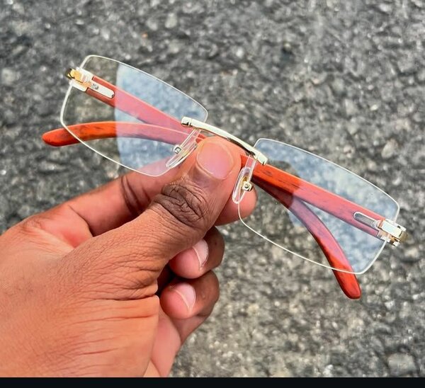 Lunettes sans monture en bois