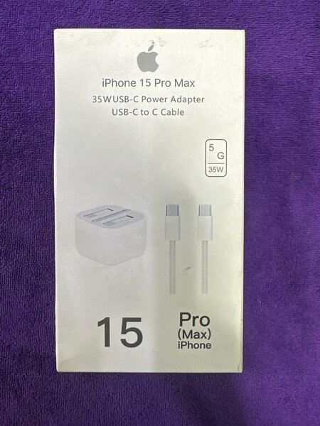 Iphone 15 pro max Charger