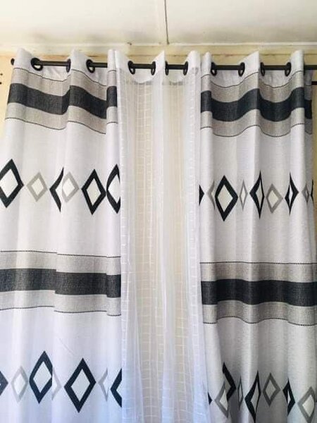 3PCS SOUTH AFRICAN CURTAIN