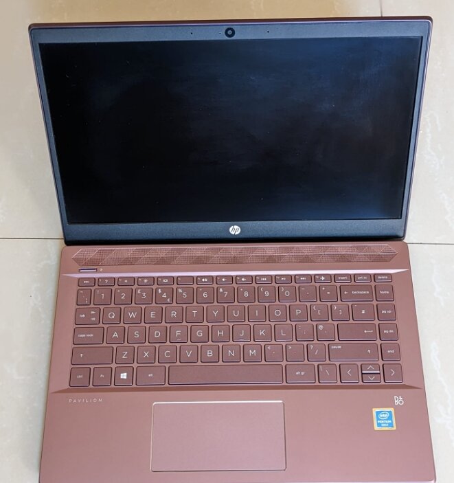 EXCELLENT CONDITION HP PAVILION