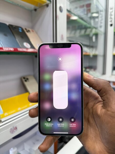 iPhone 12pro 128Go tout passe