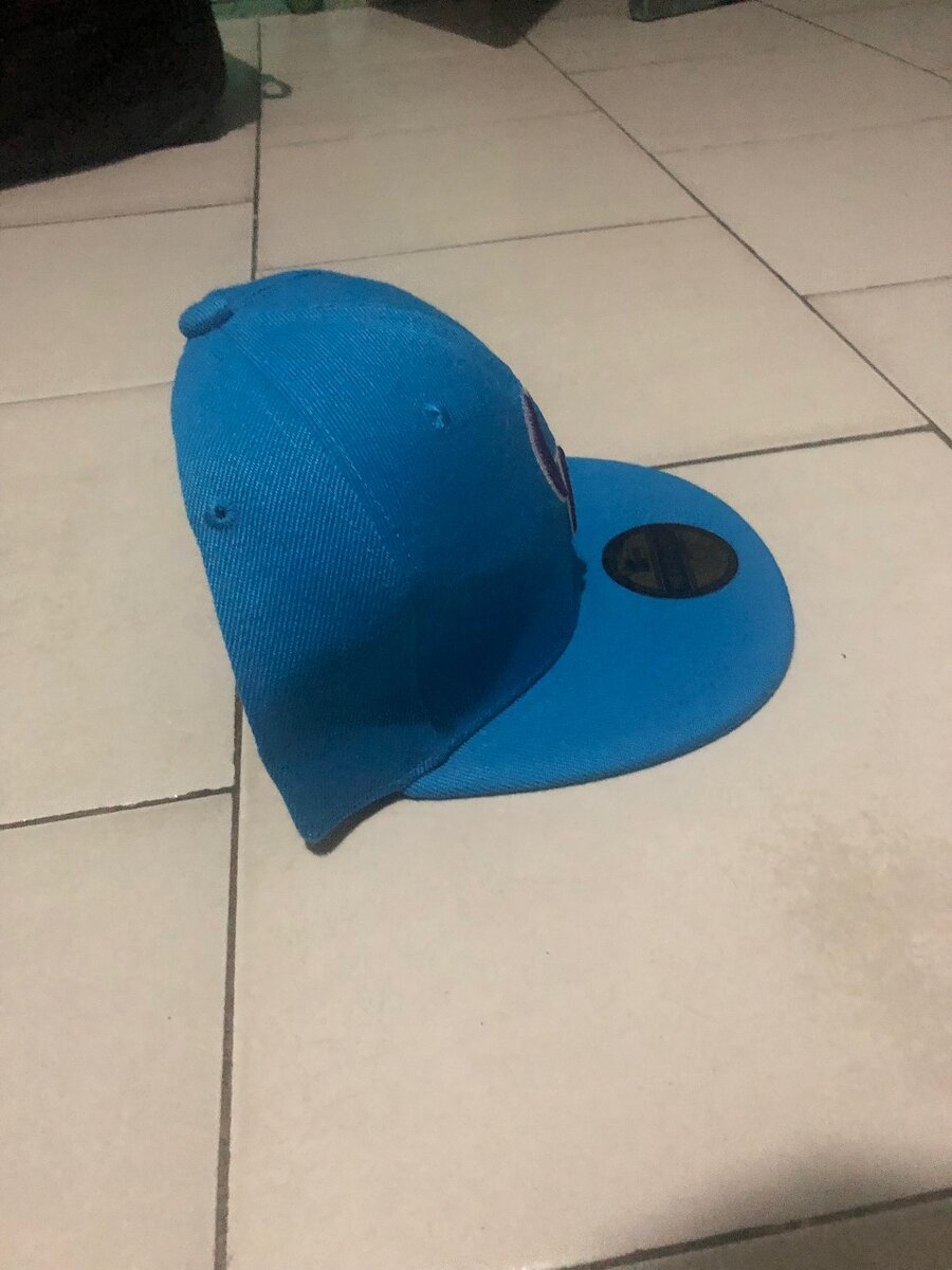 Casquette bleue style Snapback