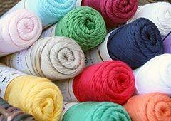 Fil à tricoter multicolore