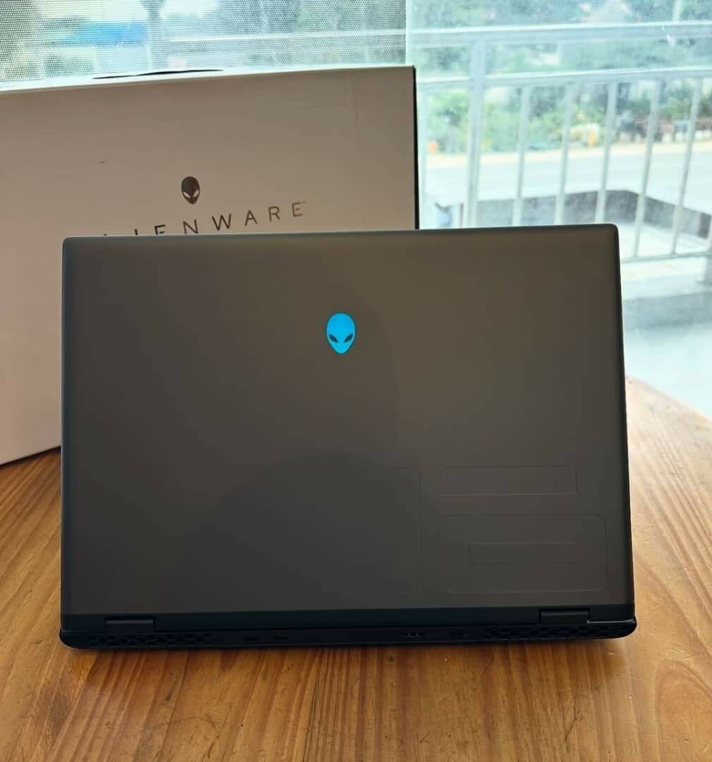 Alienware Gaming Laptop 2024
