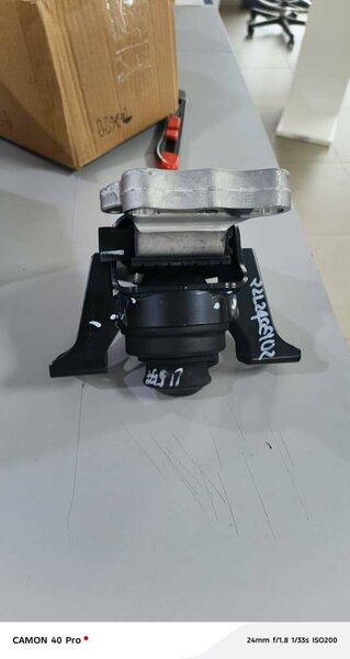 Support moteur automobile robuste