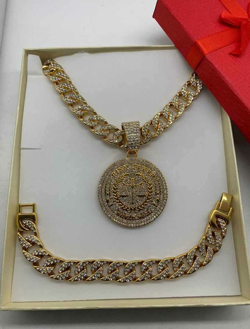Men's set of necklaces