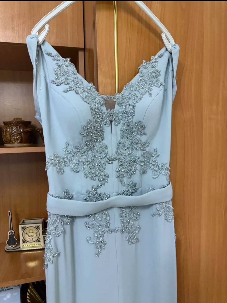 Вечерние платье на выпускной