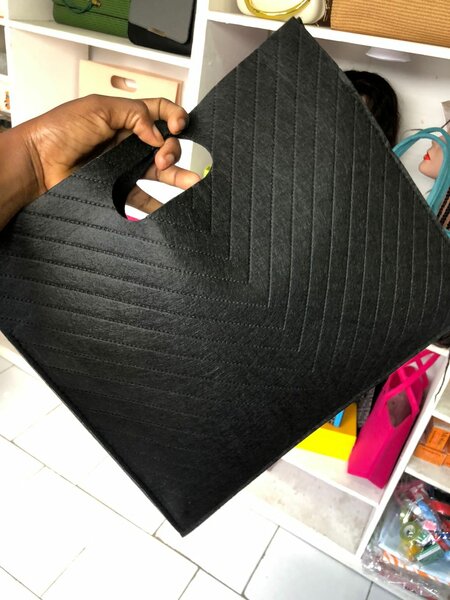 Sac à main élégant noir