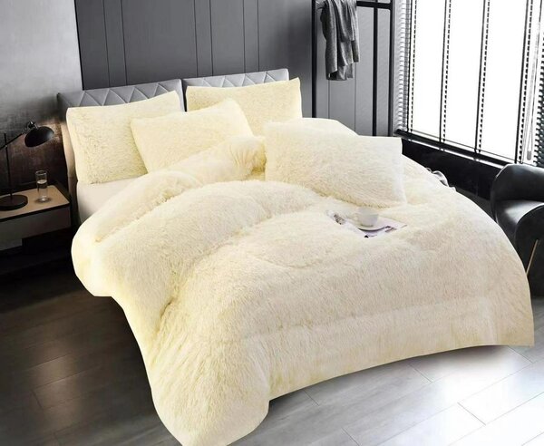 Couettes poilues importées