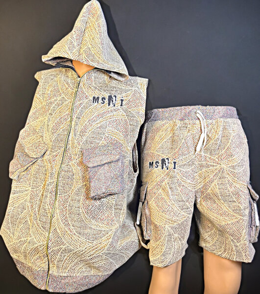 Ensemble Short et Cape à Capuche