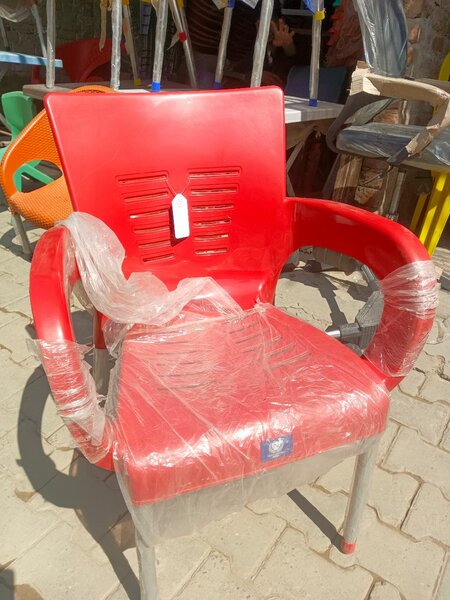 Plastic Chairs Table And Chairs Plastic Dining Chair ChairsO