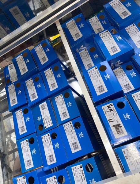 Sandales adidas numéro 6 à 12