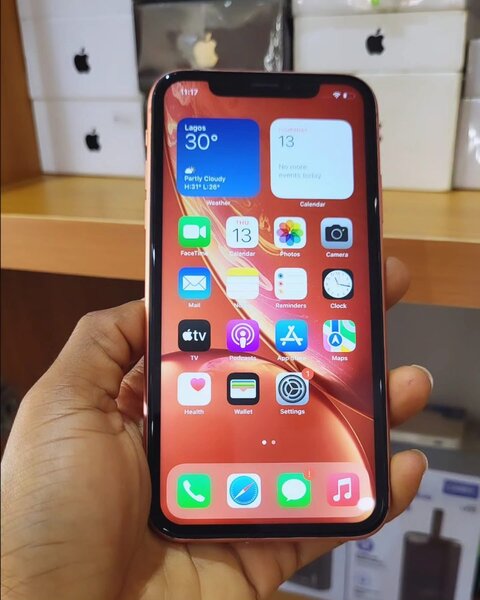 iPhone XR