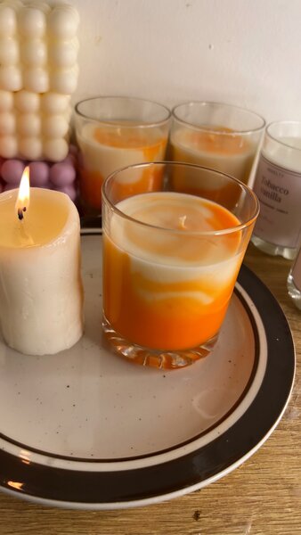 Novelty scented candle