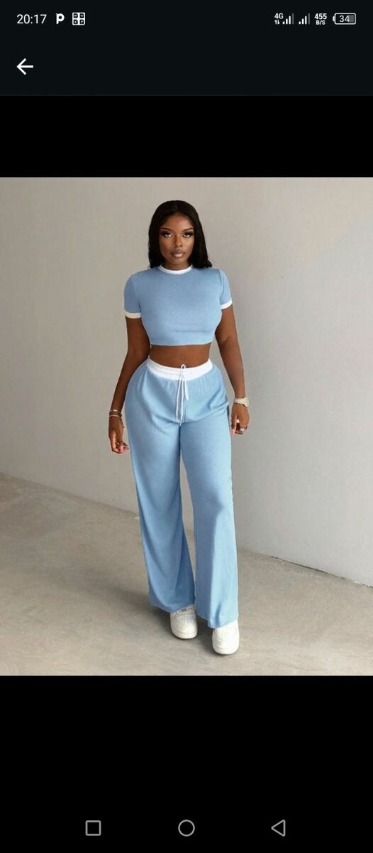 Tenue de sport femme colorée