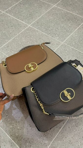 Sac à main élégant en cuir