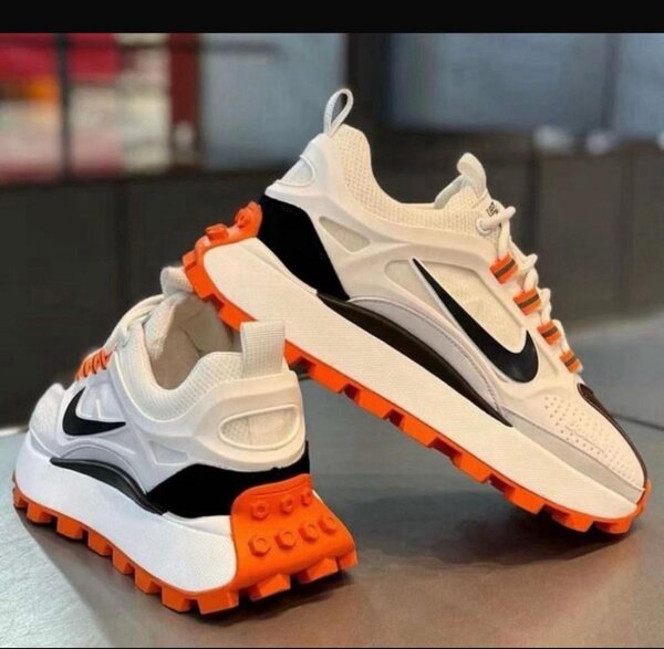 Baskets Nike modernes