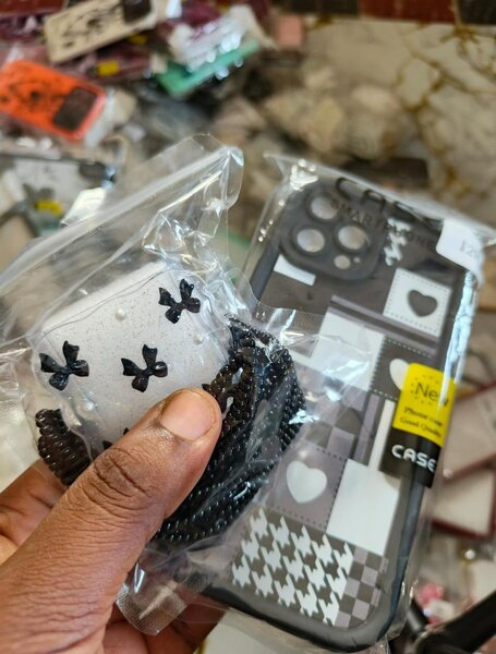 Coque iPhone Brillante