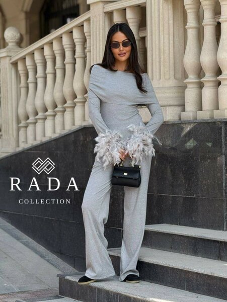 Двойка с перьями