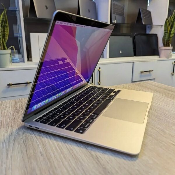MacBook Air 2020
