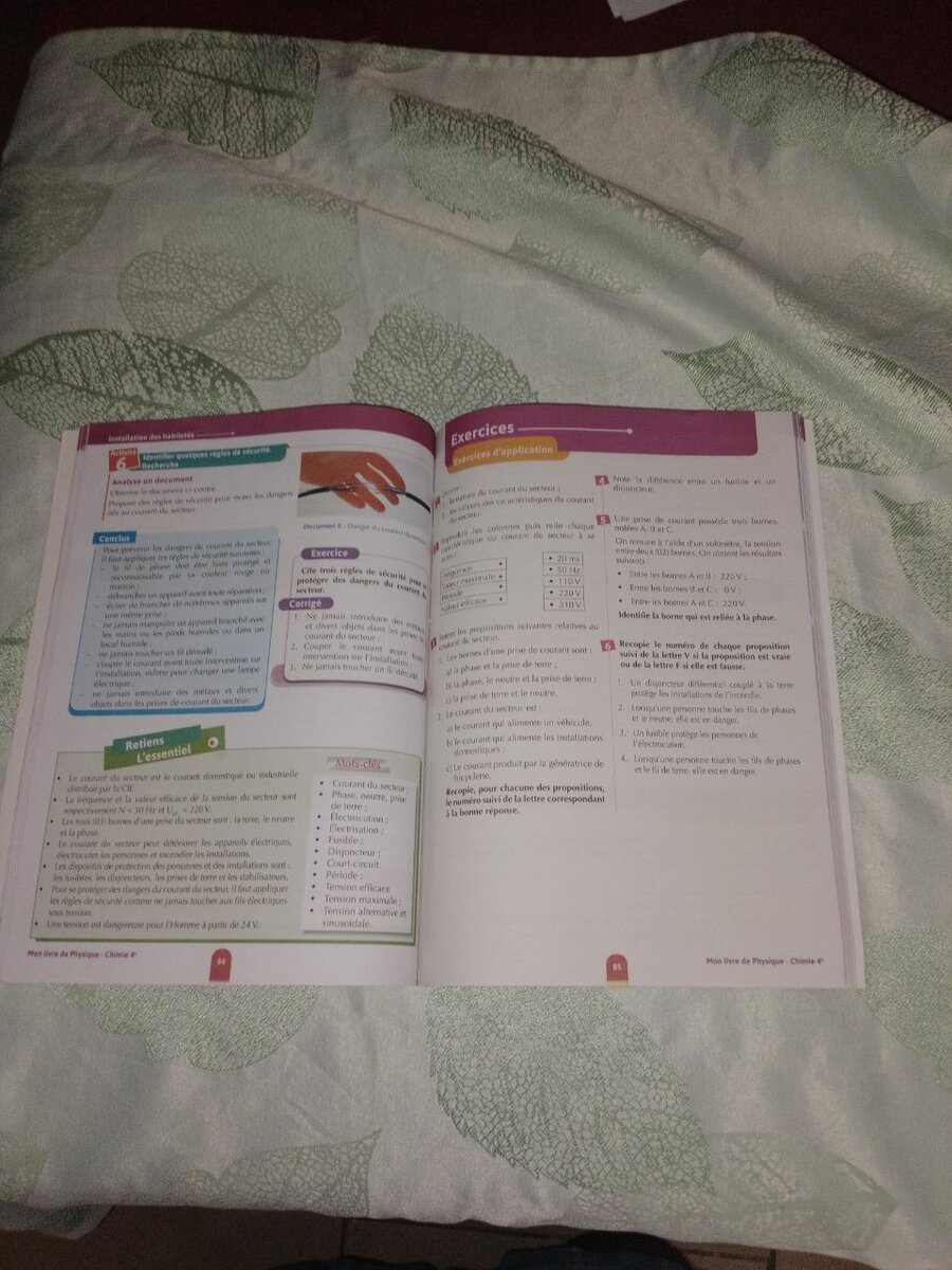 Livre de Physique-Chimie 4ème