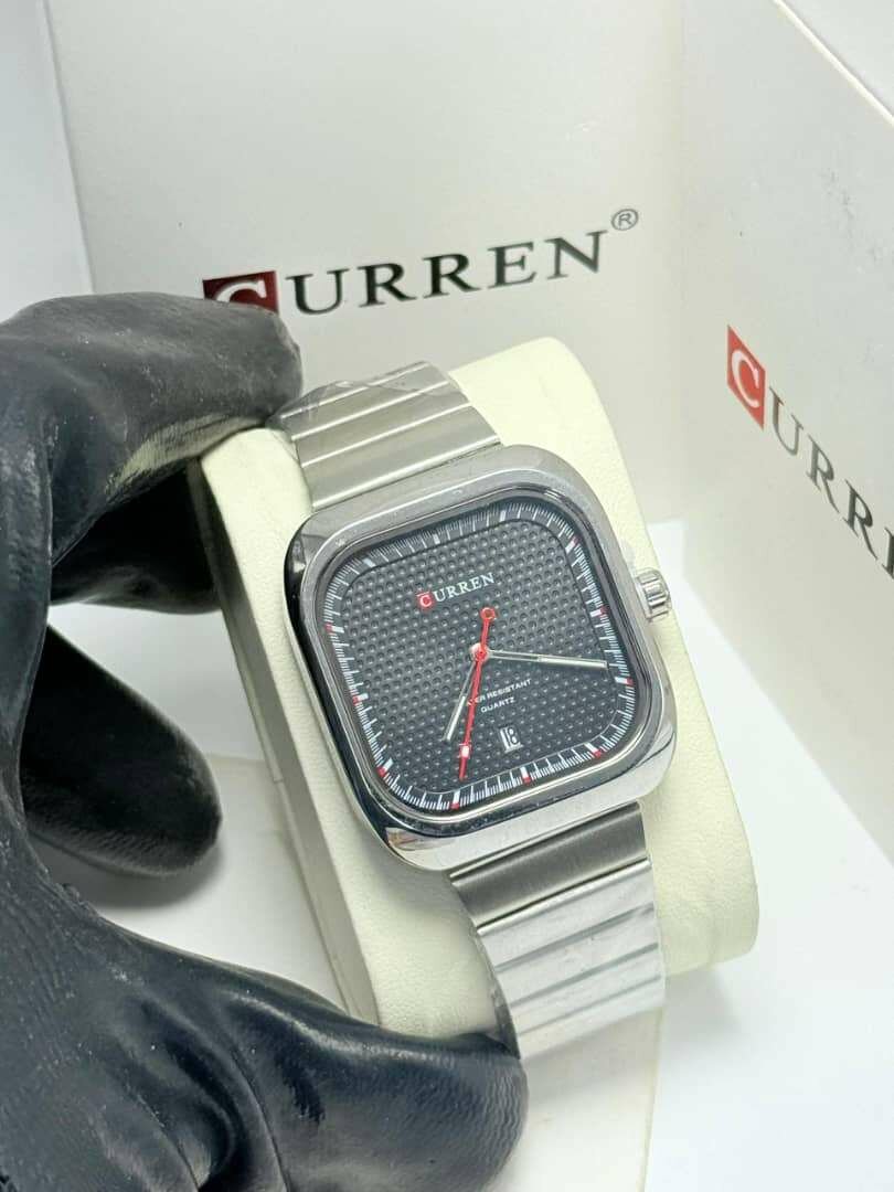 Montre CURREN