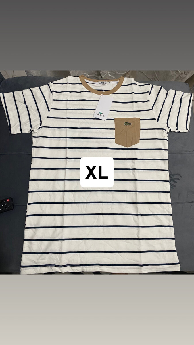 T-shirt rayé à poche homme