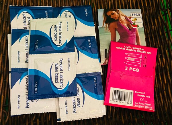 10 lubrifiants + 6 préservatif