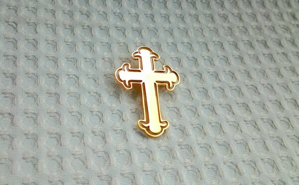 Cross lapel pin