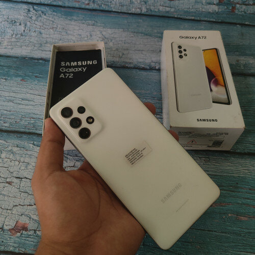 Brand new galaxy A72 5G 128gb/6gb ram 4500mAh battery