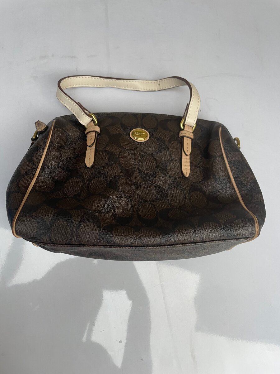 Sac à main élégant en cuir