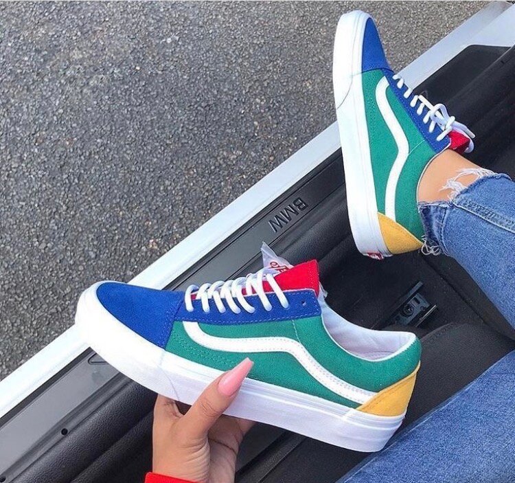 Baskets multicolores tendance