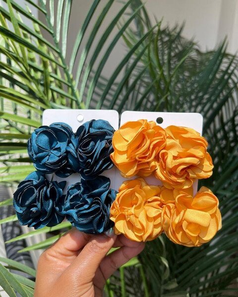 Pince à cheveux fleurs en tissu