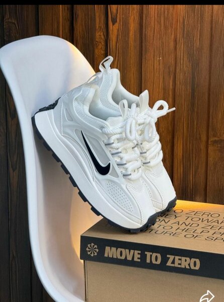 Chaussures de sport blanches