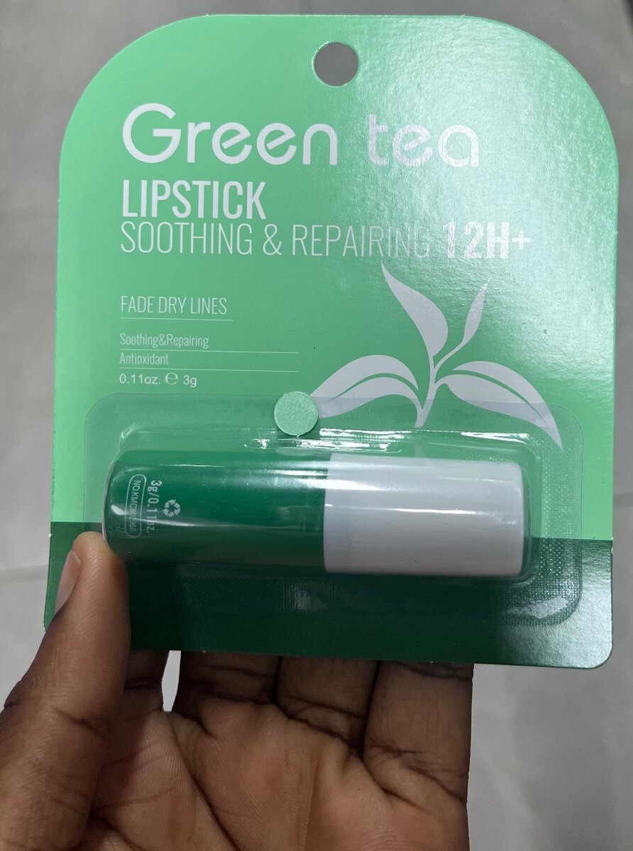 Baume à lèvres réparateur 12H