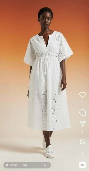 Robe dentelle blanche élégante