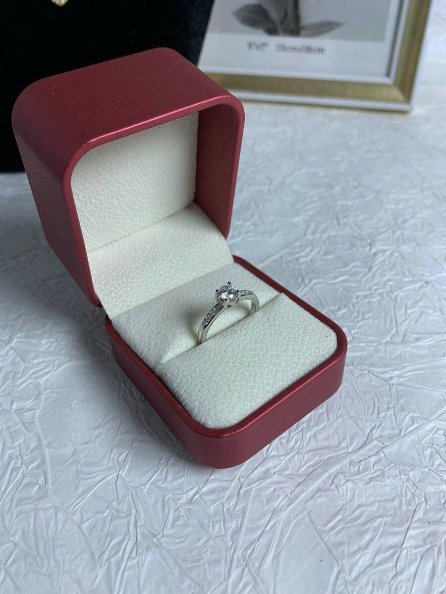 Bague de fiançailles Élégante