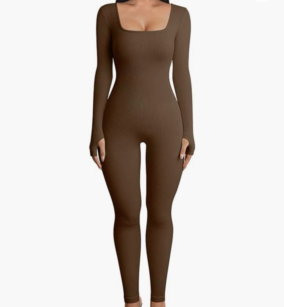 Combinaison moulante élégante