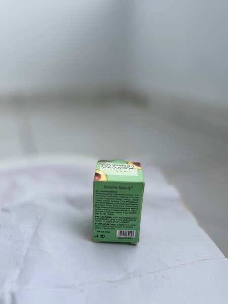 Baume à Lèvres Avocat