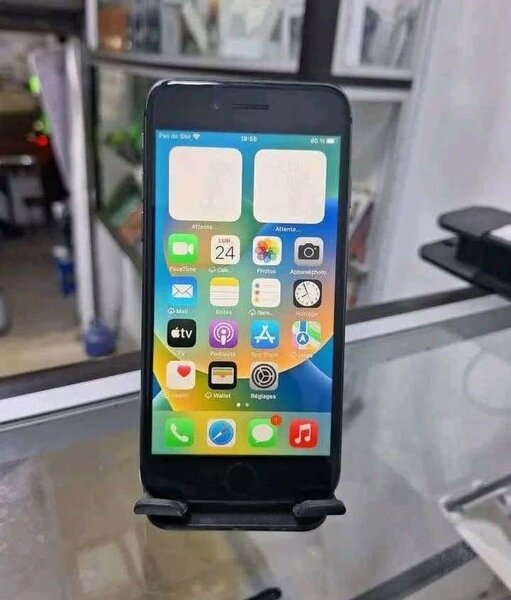 iPhone 8 64GB Noir Déverrouillé