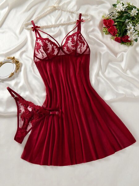 Ensemble lingerie rouge et noir