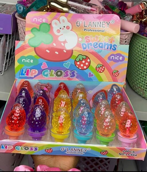 Bomme a lèvre et gloss