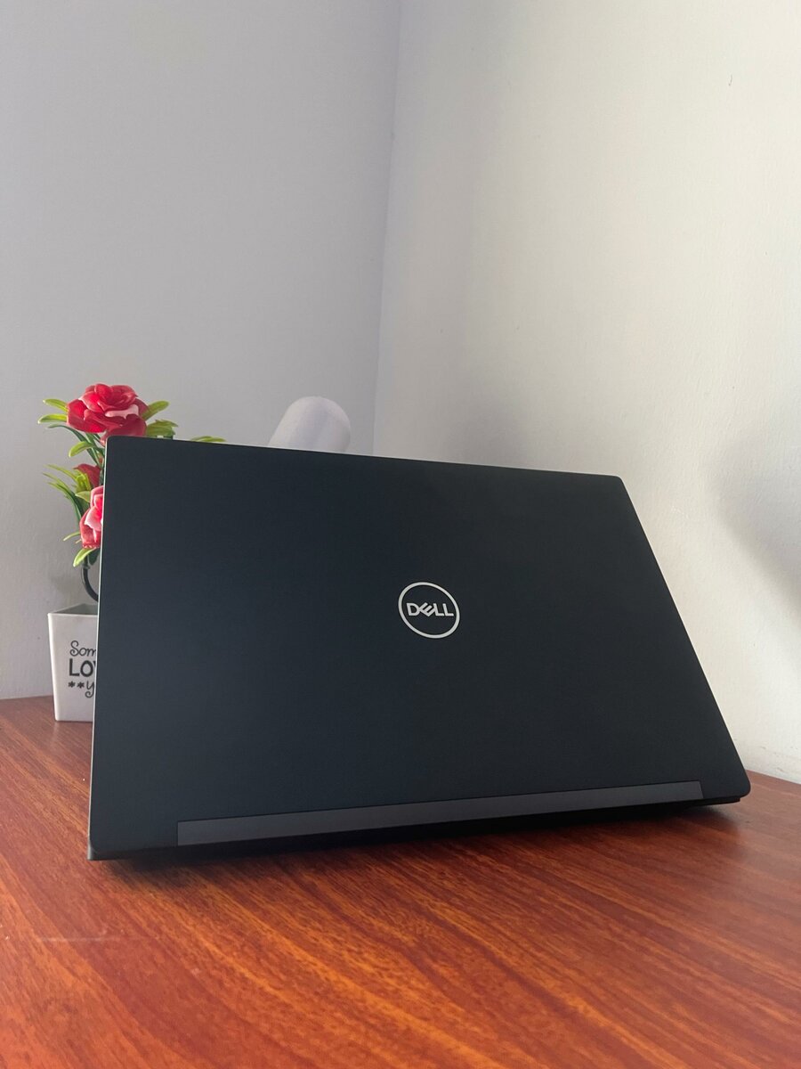 DELL LATITUDE 7490 CORE I5 256GB SSD 8GB RAM