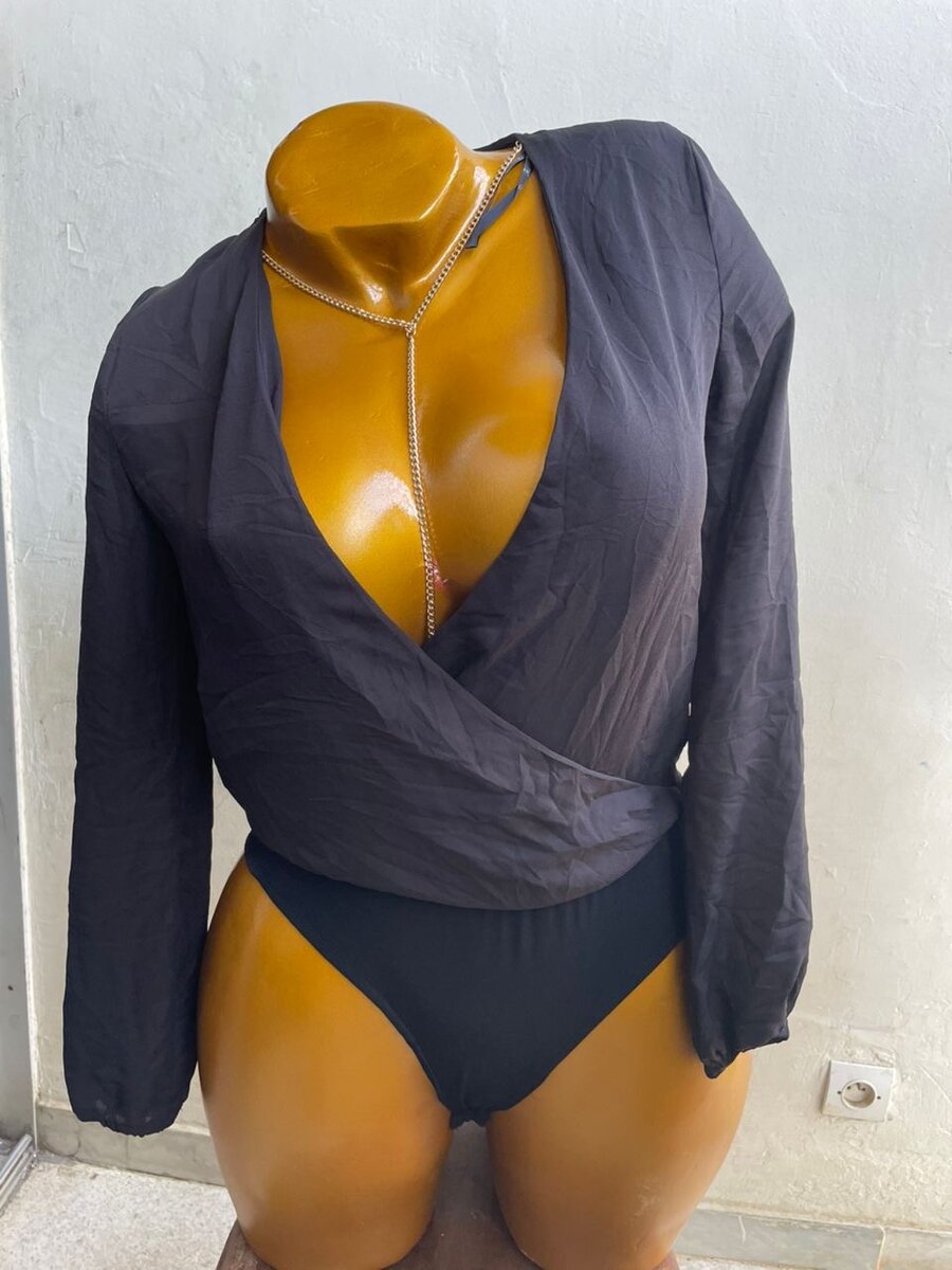 Body femme élégant