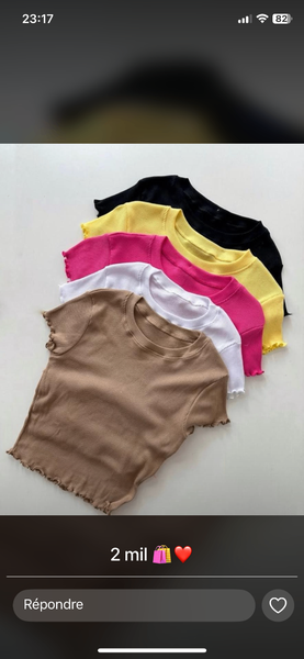 T-shirt court coloré pour femmes